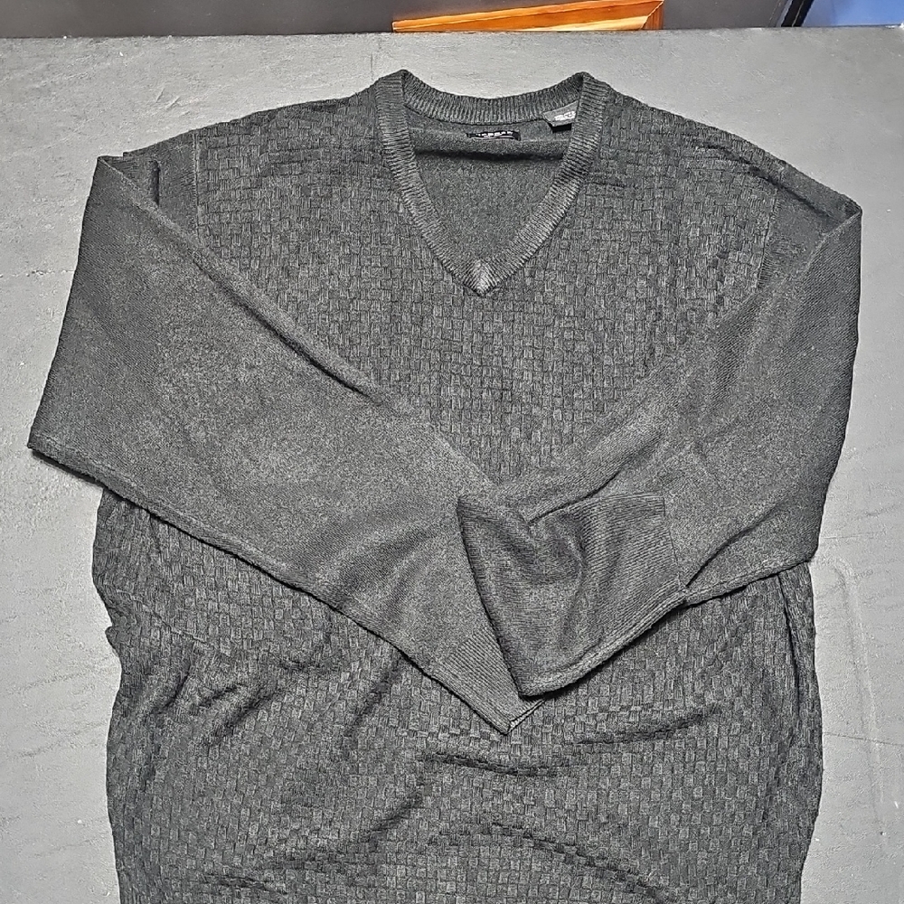 Haggar Men's Charcoal/Black V-Neck Sweater